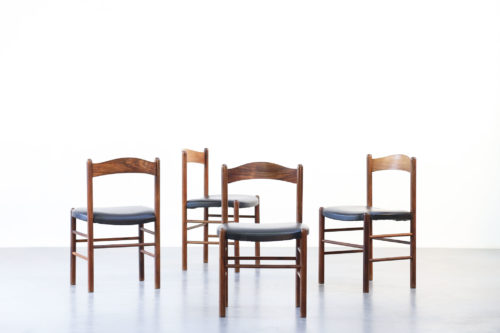 4 chaises scandinave en teck 3