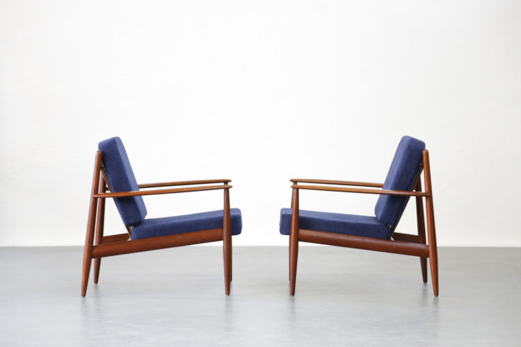 Paire de fauteuil danoise Grete Jalk scandinave teck chauffeuse7