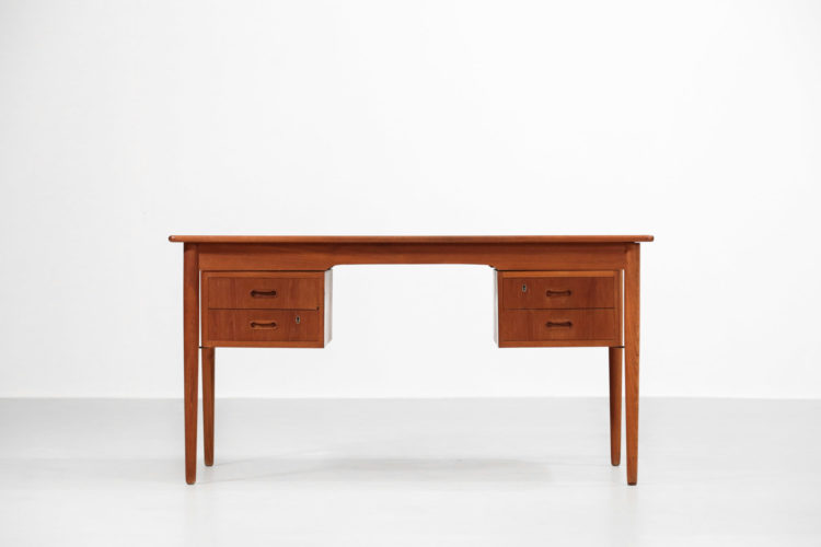 bureau scandinave danois des années 6026