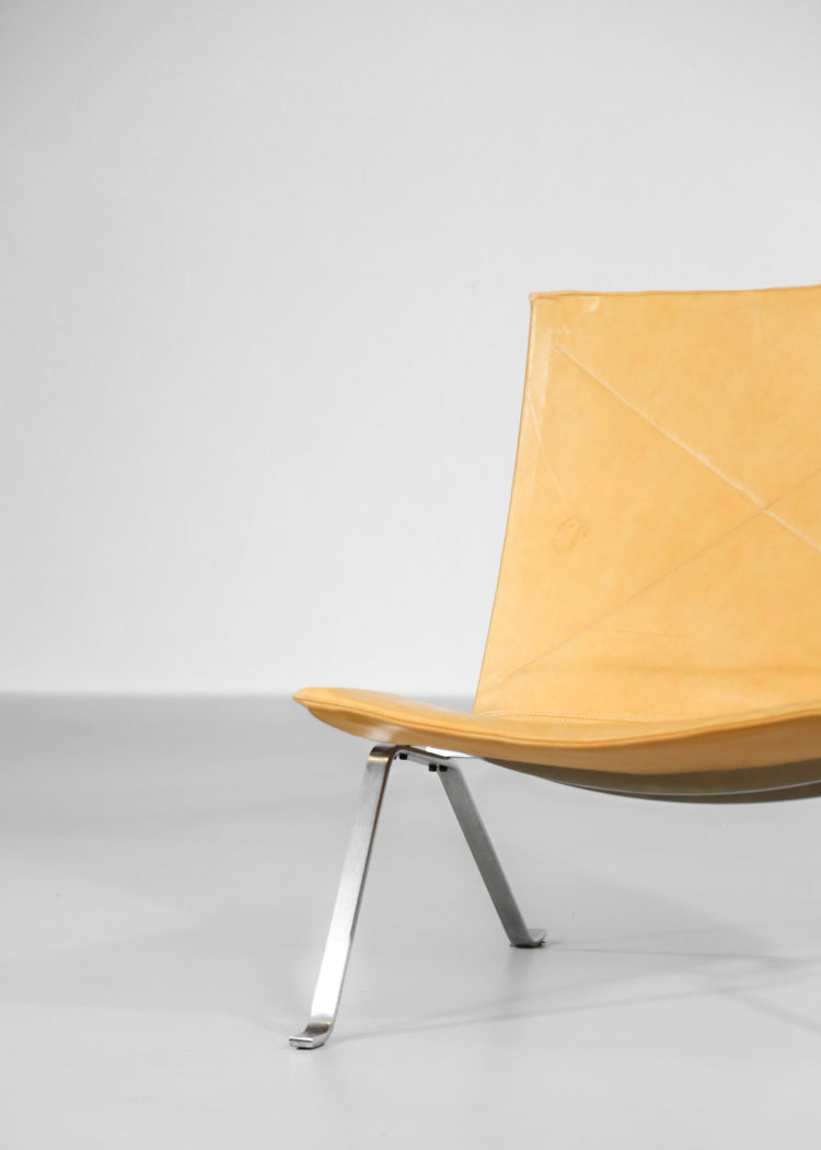 chauffeuse PK22 Poul Kjaerholm danoise kold christensen