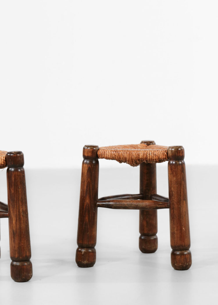 paire de tabourets paillés design francais charlotte perriand