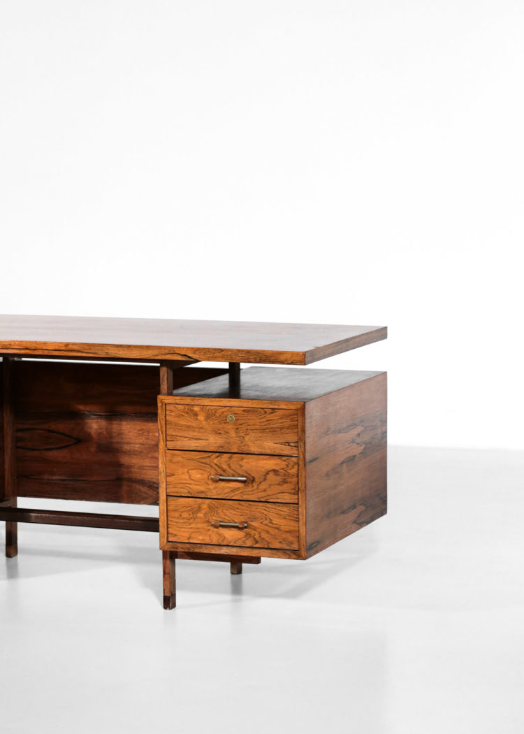 bureau des années 60 en palissandre de rio vintage 1