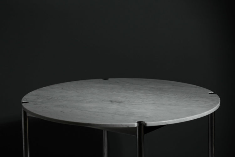 table à manger USM haller marbre de carrare vintage design