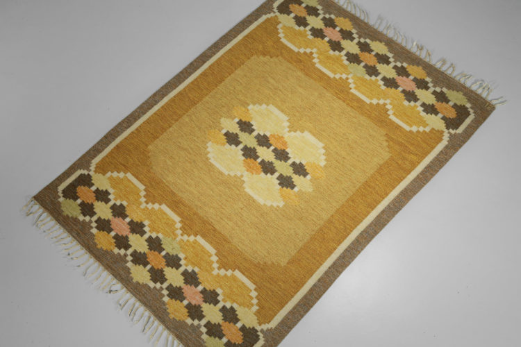 Tapis suedois ingegerd Silow vintage scandinave dessau jaune 8