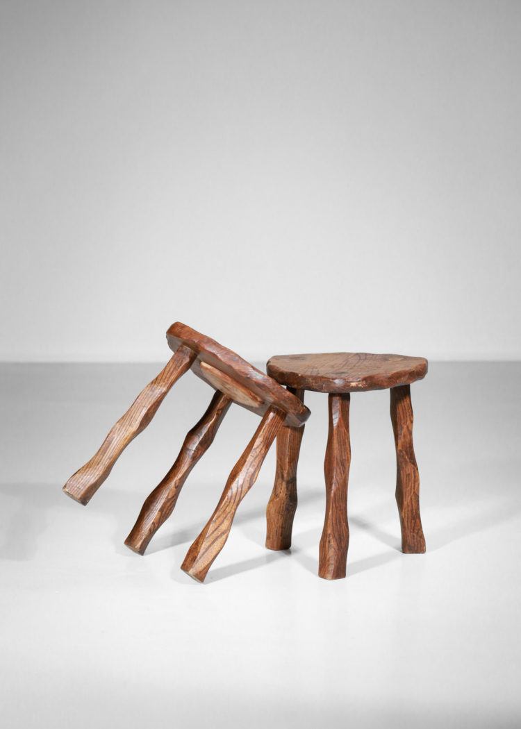 tabouret francais années 50 en bois sculpté5