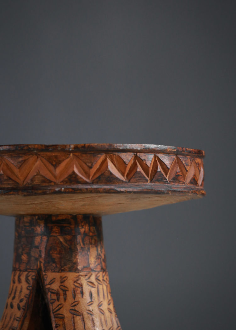 tabouret africain en bois massif années 60 vintage