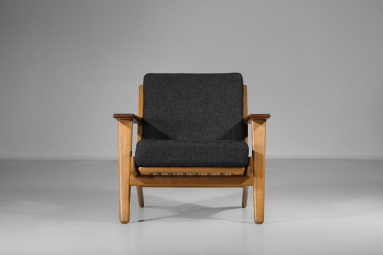 fauteuil hans wegner danoise scandinave GE290 getama F044