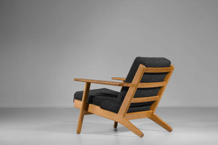 fauteuil hans wegner danoise scandinave GE290 getama F044