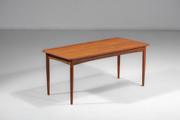 petite table basse danoise en teck scandinave chamt relevé0