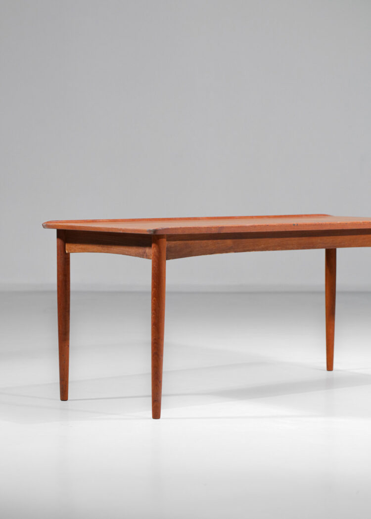 petite table basse danoise en teck scandinave chamt relevé0