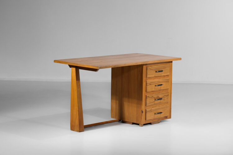 petit bureau moderniste en pin E303