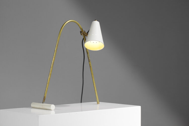 Lampe de bureau ou chevet italienne moderne. stye gino sarfati Ora