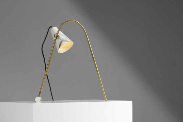 Lampe de bureau ou chevet italienne moderne. stye gino sarfati Ora