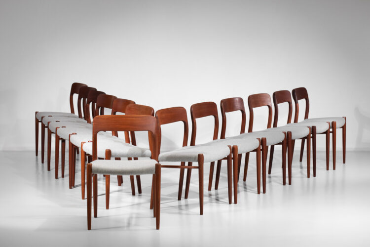 Set de 13 chaises Niels O Moller danoises scandinaves teck - B17 - E542