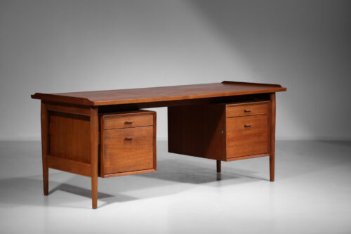 grand bureau arne vodder en teck danois scandinave E518