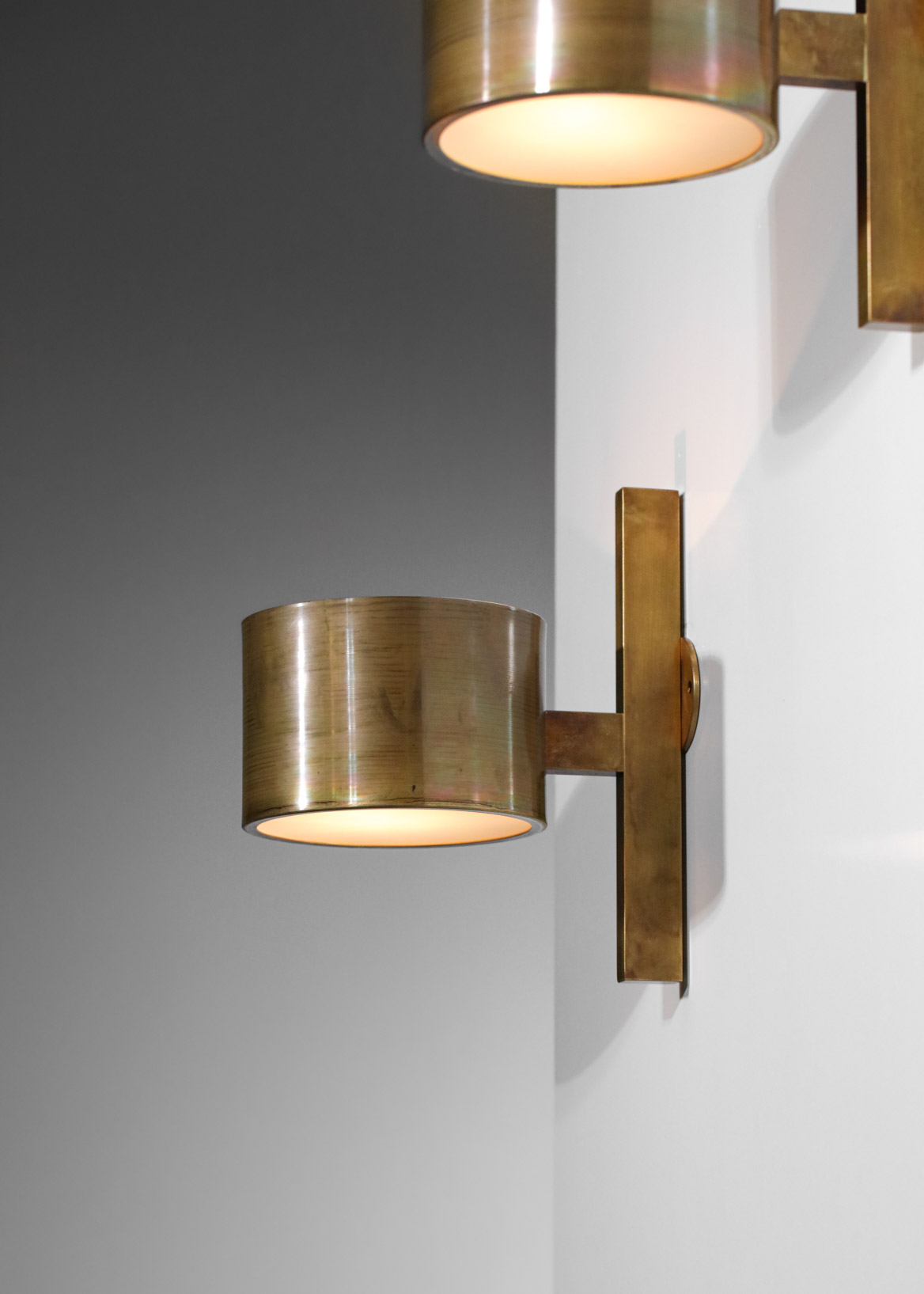 pair of modern solid brass sconces in the style of hans agne jakobsson “Milio” – EL135 Danke Galerie