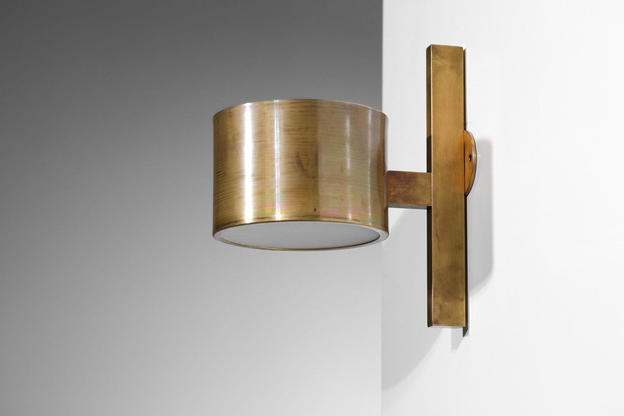 pair of modern solid brass sconces in the style of hans agne jakobsson “Milio” – EL135 Danke Galerie