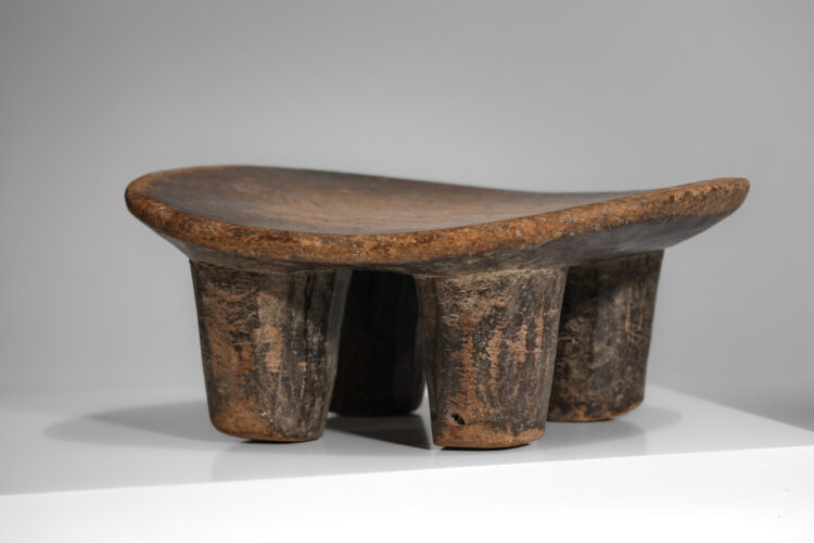 petits tabouret africain senoufo dogon en bois massif années 60