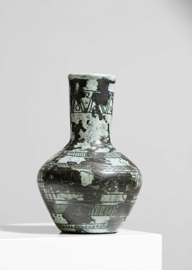 vase jacques blin en ceramique des années 60 D398