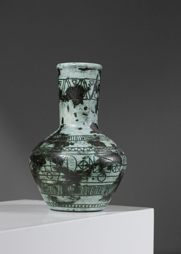 vase jacques blin en ceramique des années 60 D398