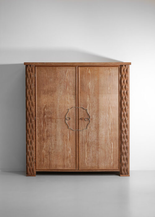 Armoire bois cérusé années 30 / 40 moderniste style Jean Michel Franck