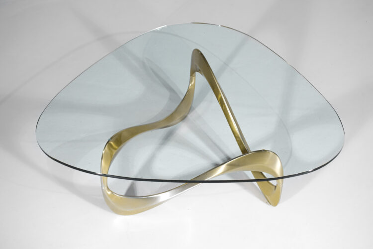 table basse boomerang alumium anodisé doré années 70