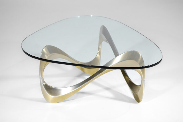 table basse boomerang alumium anodisé doré années 70