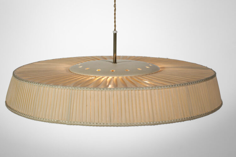 lampe suspension monte et baisse années 50 en tissu et laiton - F396