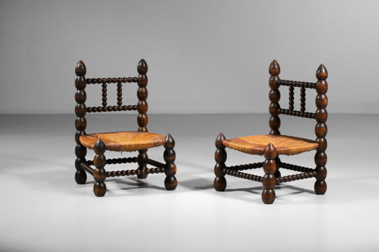 paire de chaises paillées de cheminée en bois tourné années 60