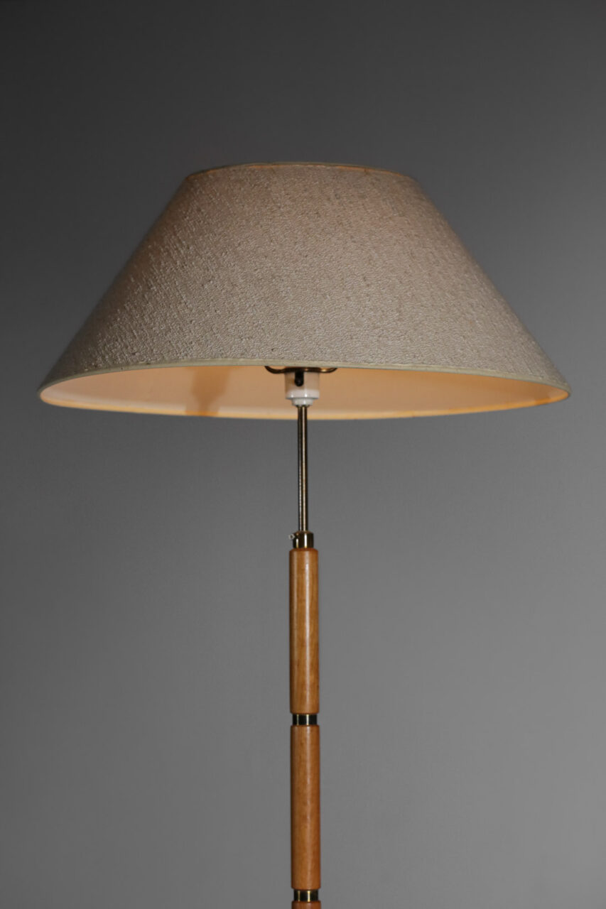 swedish floor lamp in brass and teak from the 70's style paavo tynell