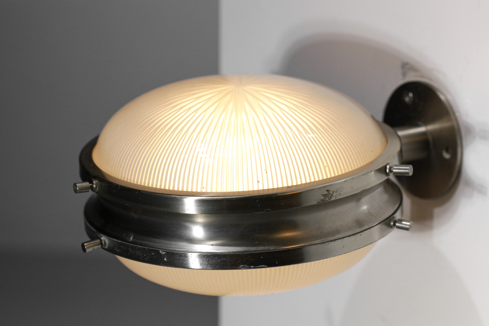 Lampe pour miroir, collection beta, collection Ciari, modèle e 5720,  alluminium chrome