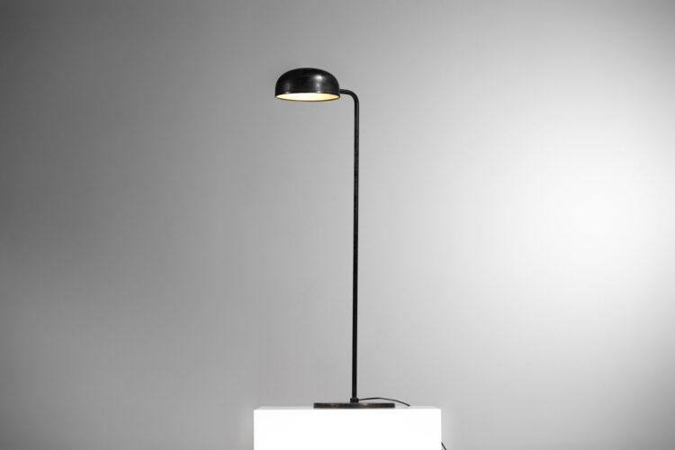 petit lampadaire danois scandinave en métal patiné années 70 - E205