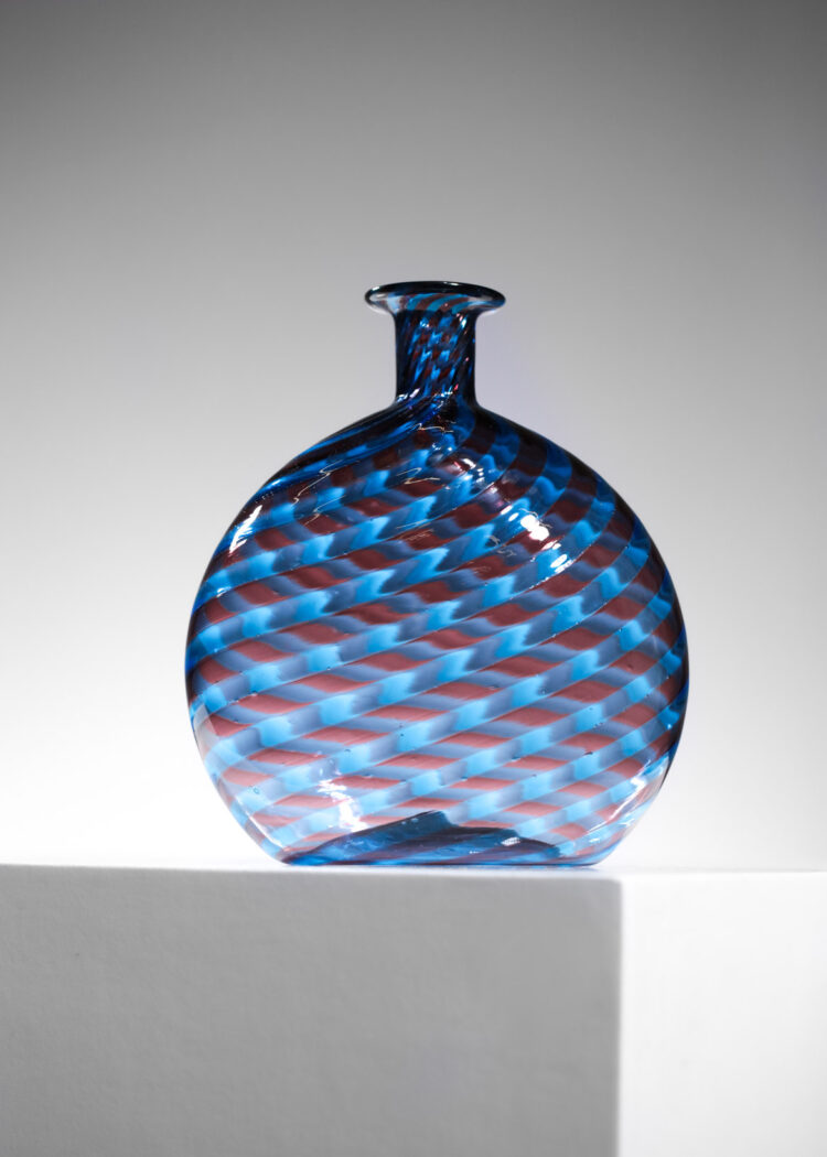 vase italien en verre souflé murano années 60