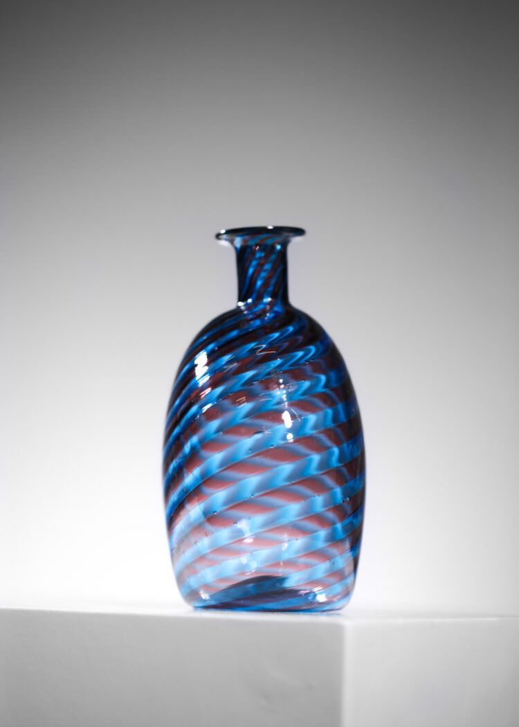 vase italien en verre souflé murano années 60