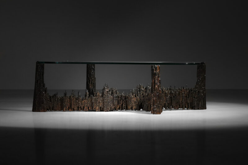 Grande table basse par donna pour danke galerie brutaliste