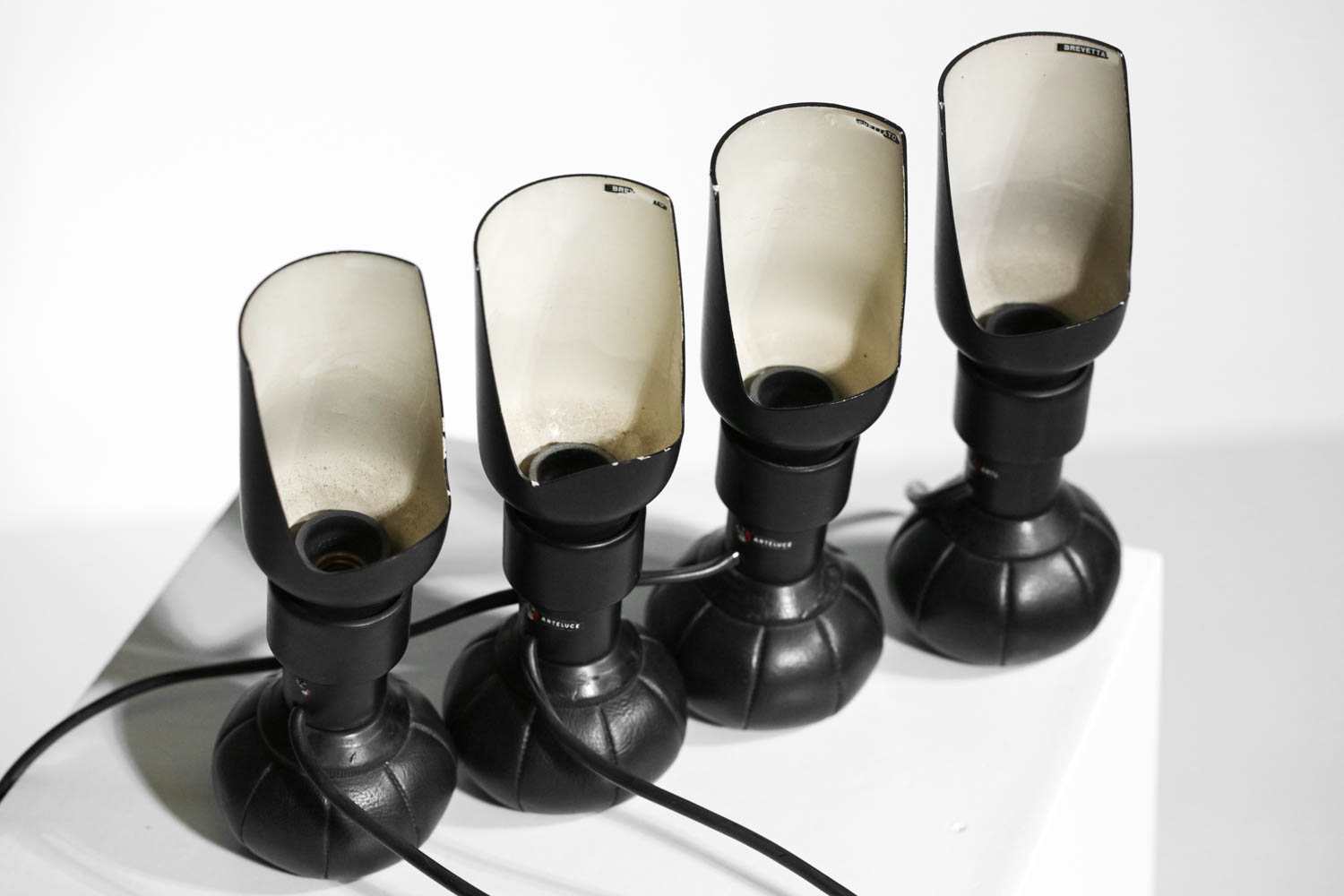 lot de 4 lampes à poser Gino Sarfatti Arteluce modèle 600p - G616