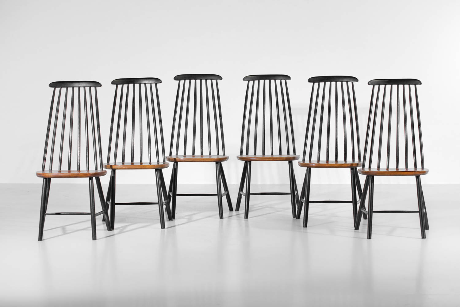lot de 6 chaises Tapiovaara années 60 bois massif peint - G390