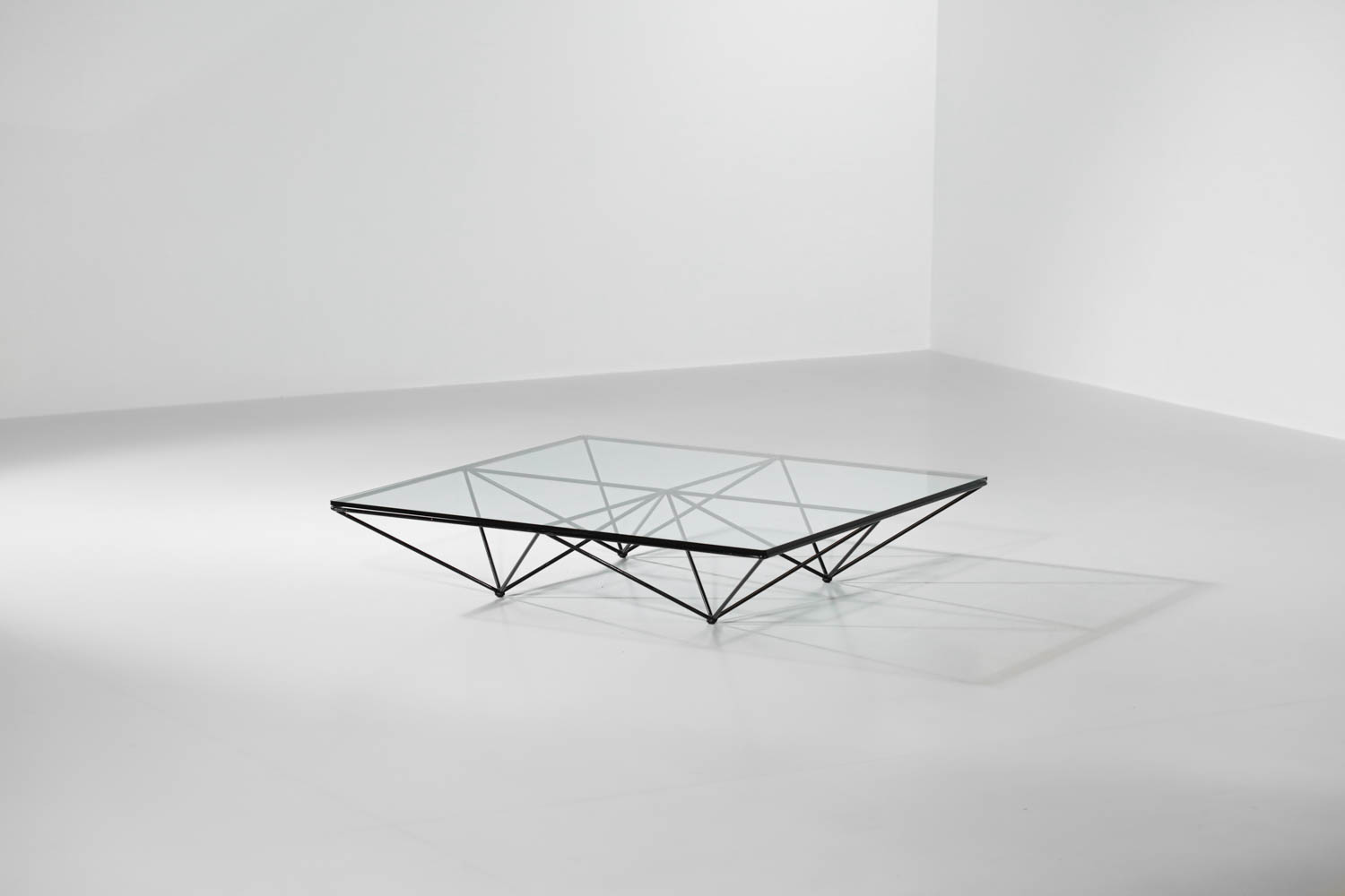 table basse italienne Paolo Piva modèle Alanda verre acier - g518