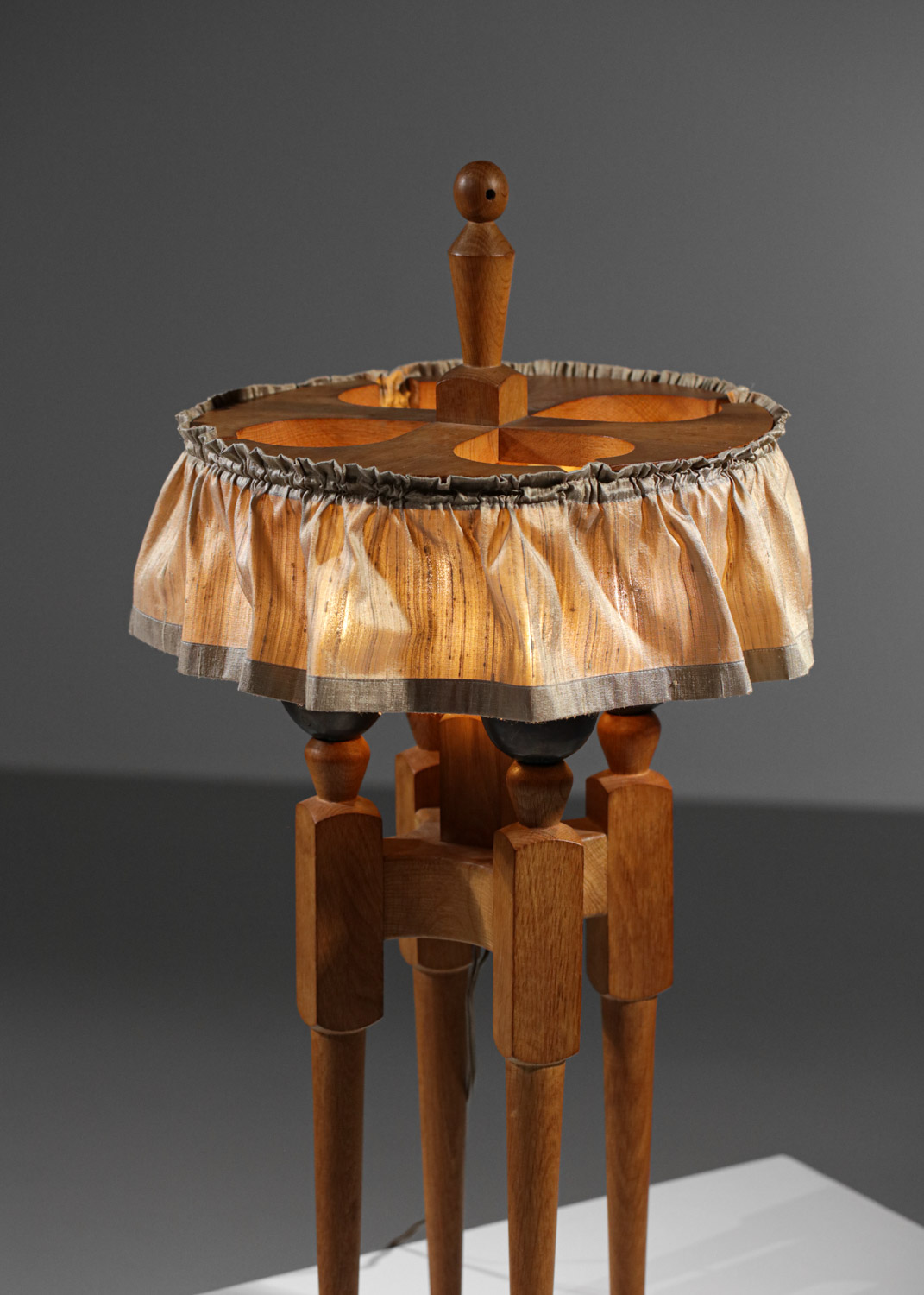 Lampe à poser Guillerme et Chambron années 50 chêne et céramique - G044