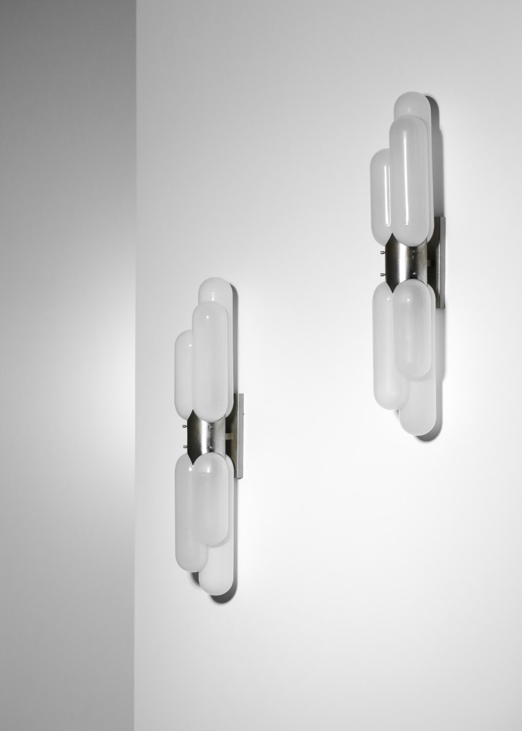 paire d_appliques italiennes par Carlo Nason années 60 opalines verres - G727