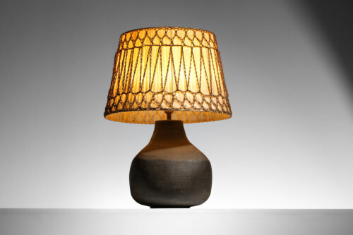 lampe en céramique signé JB en terre chamottée marron années 60/70 forme libre - G387