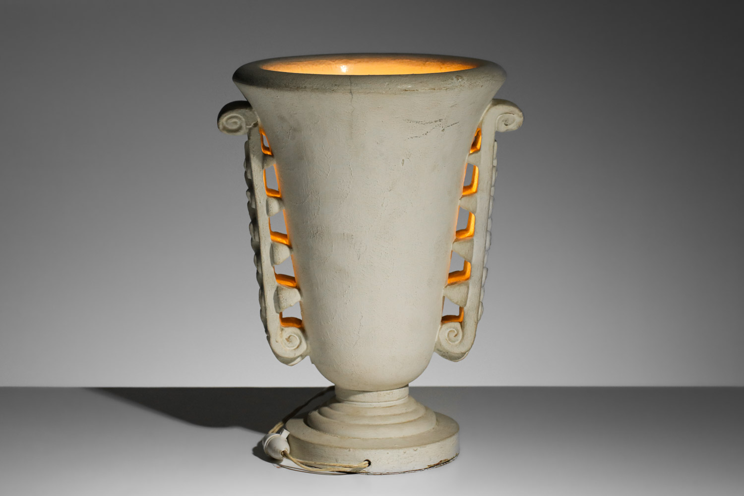 lampe à poser vasque Art Déco en plâtre années 40 - H141
