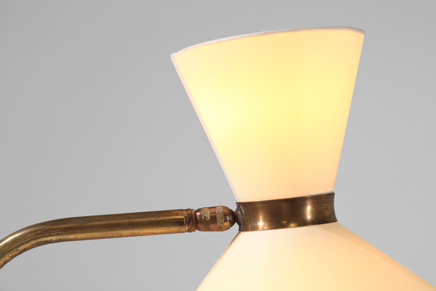 lampadaire diabolo années 50 imitation rotin et laiton orientable - G116