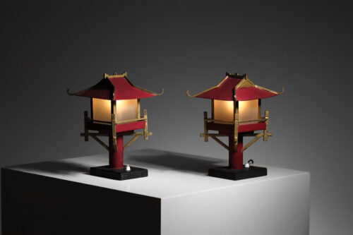 paire de lampes années 50 en forme de pagode chinoise artisanale - H184