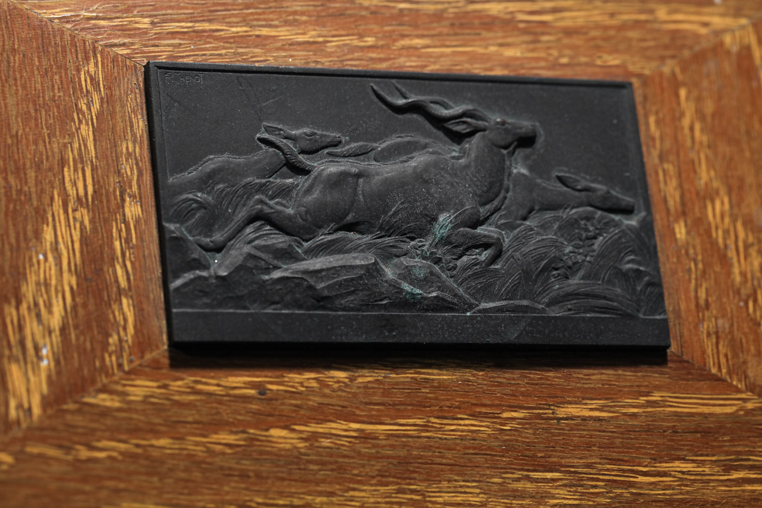 Ceruse oak box from the 40's, bronze bas-relief with antelope decoration - H193