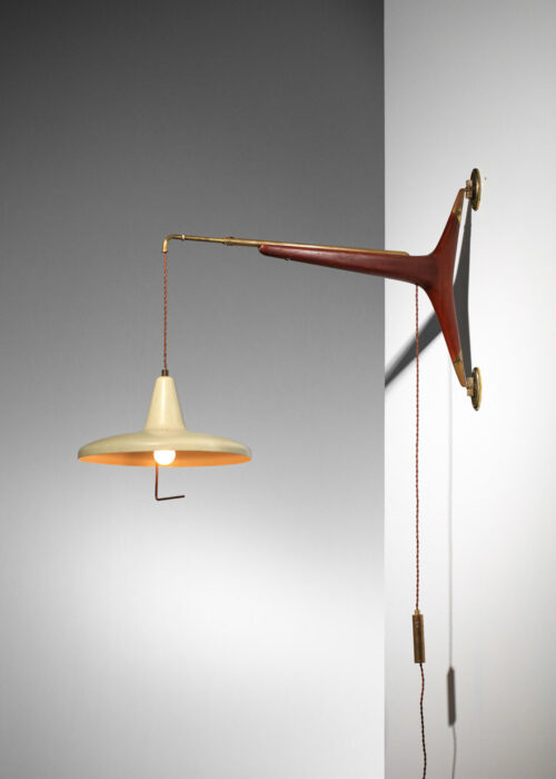 applique potence italienne années 50 laiton et bois G735