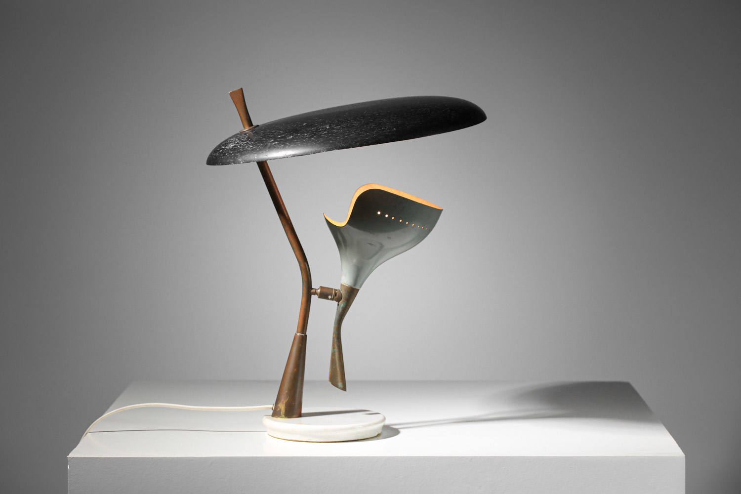 Lampe de table stillux italienne des années 60 grise et noire - G718