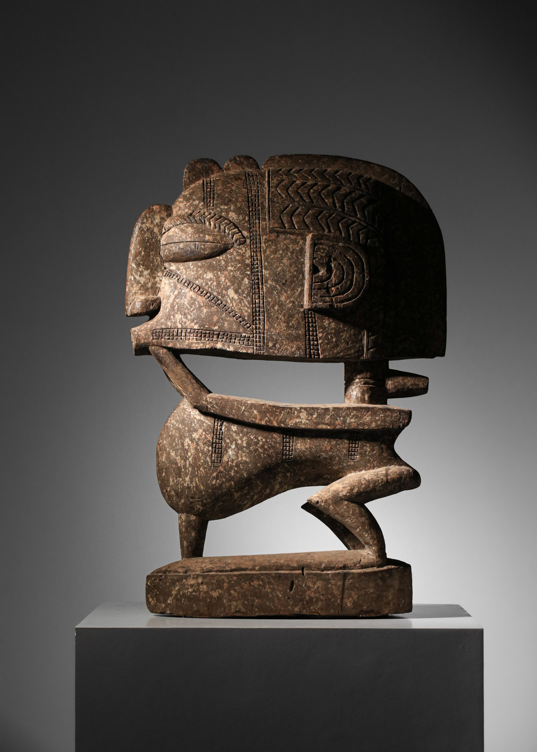 Statue africaine tribal art primitif art bois - H608