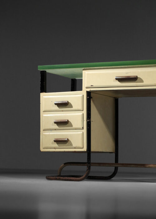 bureau moderniste des années 40 en métal laqué et dalle de verre de Saint Gobain H428