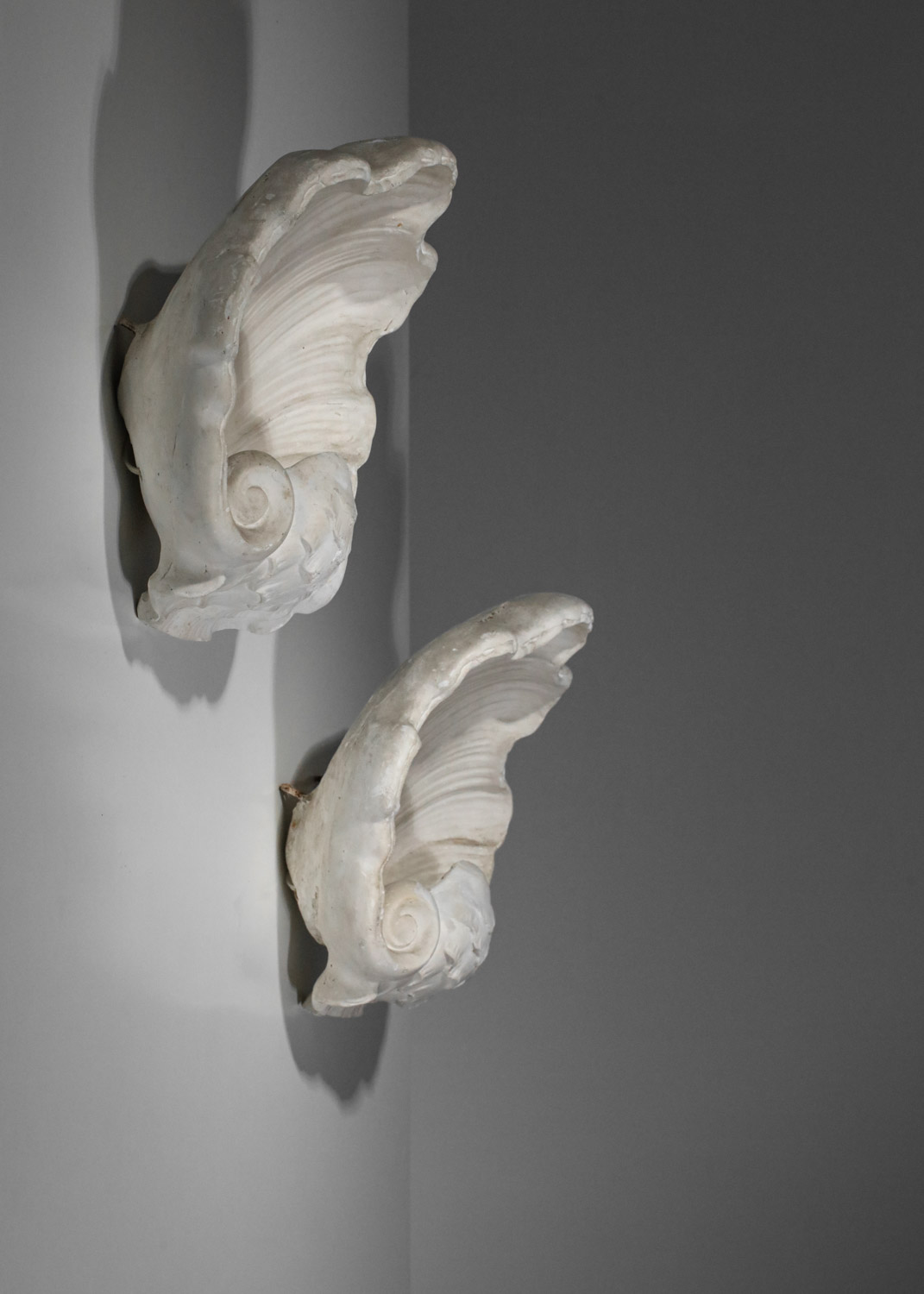 paire d'appliques coquillages années 50 en plâtre style Serge Roche - H395
